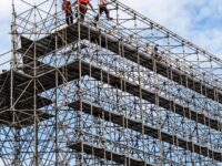 単管足場とは｜特徴や主な種類、使用する部材、設置手順を解説